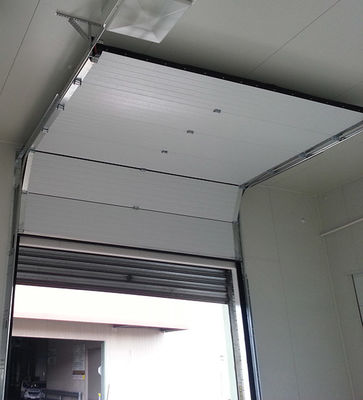 Алюминиевый стальной лист изолировал панель секционных дверей сэндвича гаража надземную